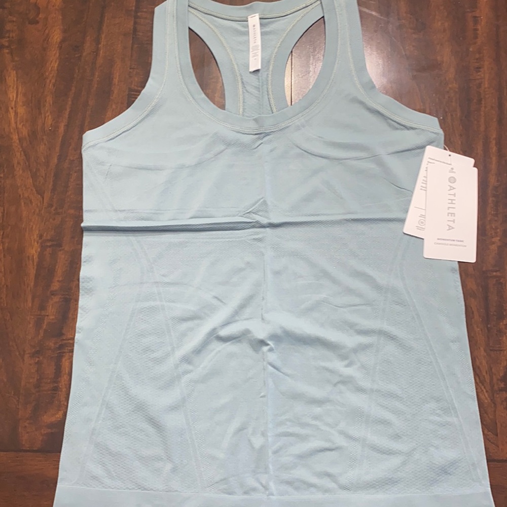 Athleta Momentum Tank